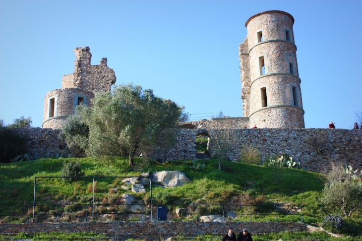 Le château de Grimaud