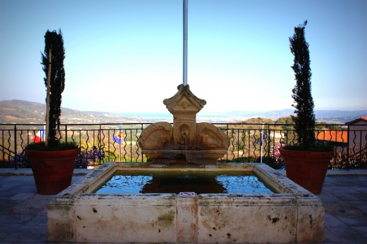 Fontaine de Grimaud