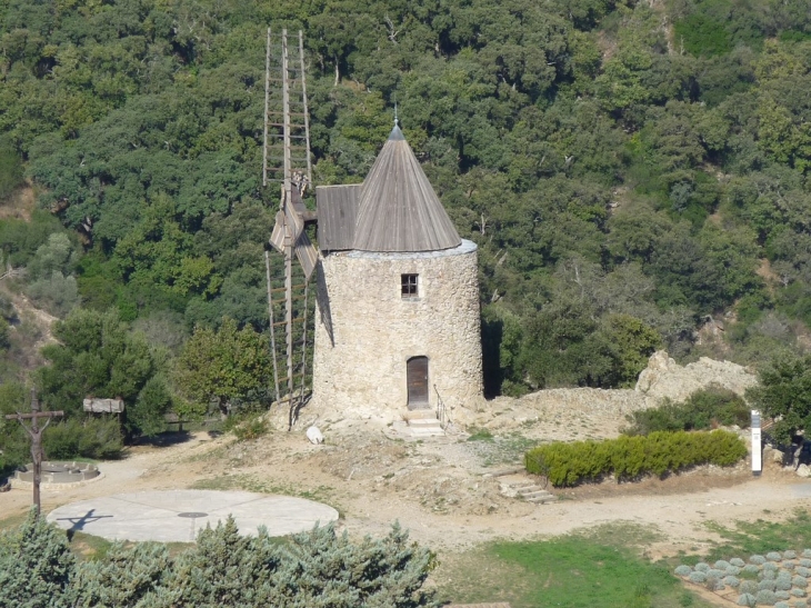 Le moulin Saint Roch - Grimaud