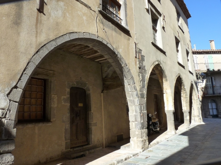 Rue des Templiers - Grimaud