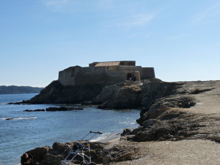 Le fort de la Tour Fondue - Hyères