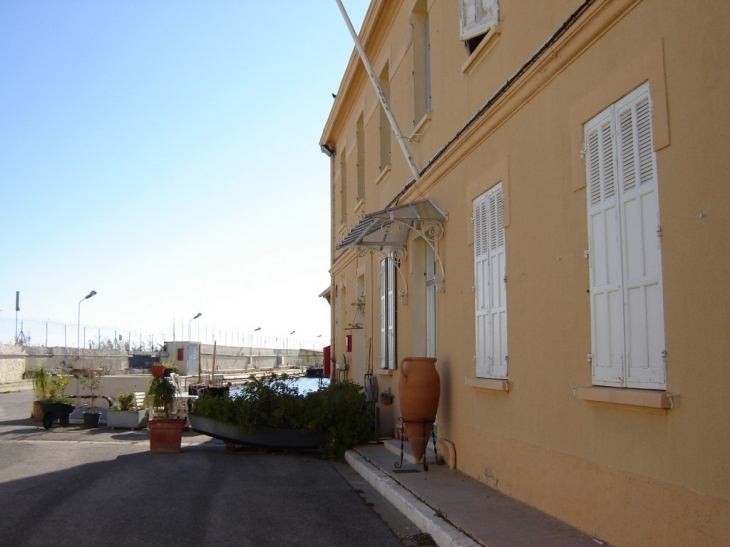 La base marine de Port Pothuau - Hyères