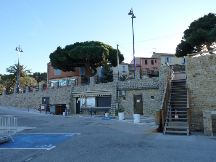 Le port de la Madrague - Hyères