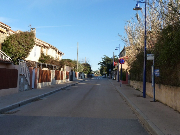 Route de la Madrague - Hyères