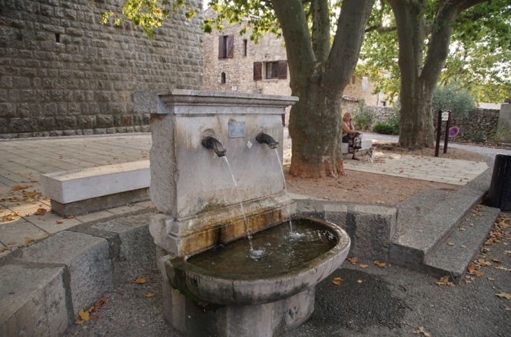 Fontaine - La Celle