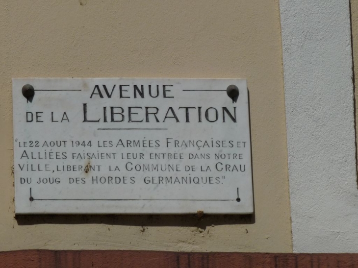 Avenue de la liberation - La Crau