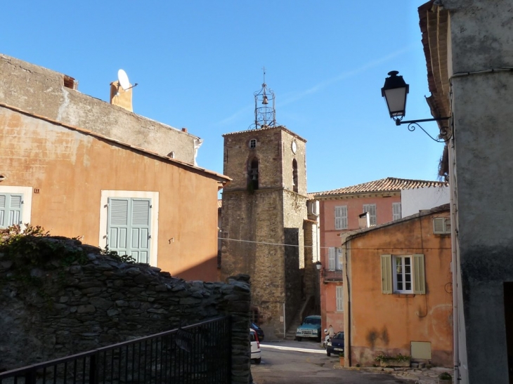 L'église Saint  Clément - La Garde-Freinet