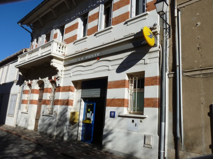 La poste , rue François Pelletier - La Garde-Freinet