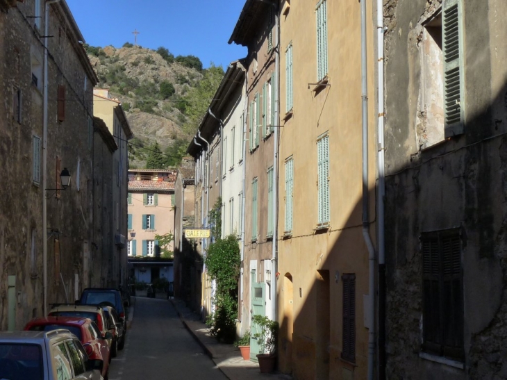 Dans le village - La Garde-Freinet