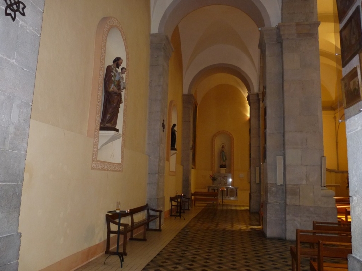 Eglise de la Nativité de la Vierge - La Garde