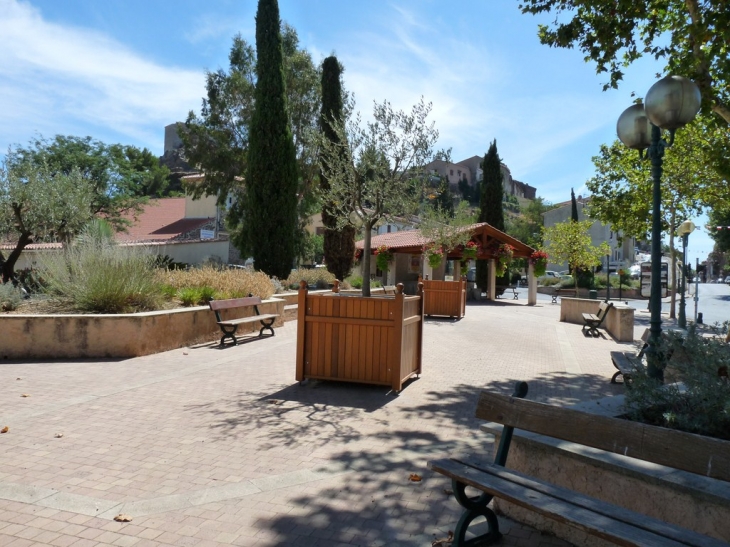 Place Adrien Barthelemy - La Garde