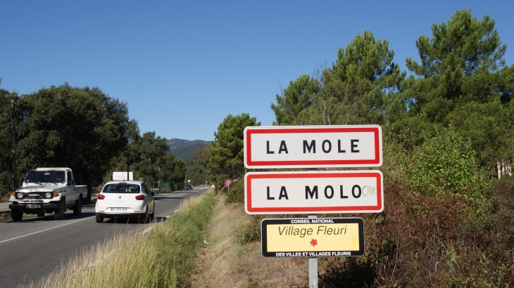 Le Village - La Môle