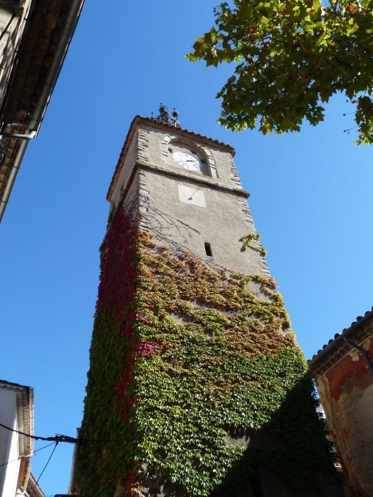 La tour de l'horloge--1616 - La Roquebrussanne