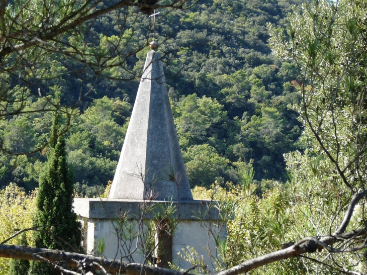 Le clocher de St Sauveur - La Roquebrussanne