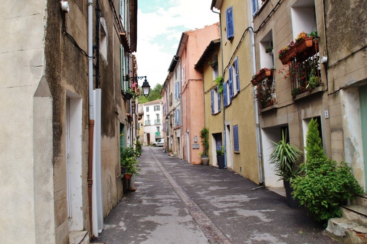 Le Village - La Roquebrussanne