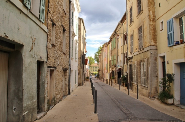 Le Village - La Roquebrussanne