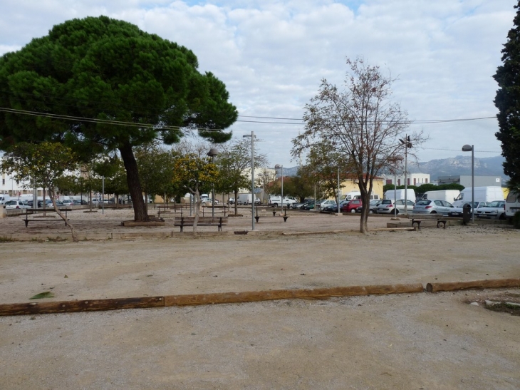 Une place dans la ville - La Seyne-sur-Mer