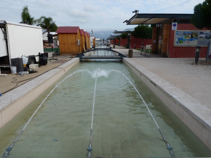 Dans le parc de la navale - La Seyne-sur-Mer