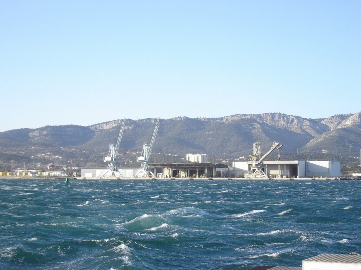 Mistral de 100km/h, tempete sur Bréaillon !! - La Seyne-sur-Mer