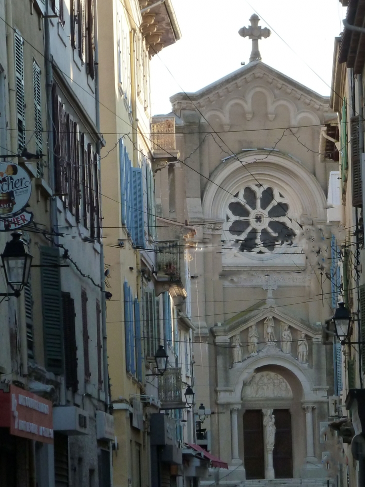 ^vers Notre Dame du Bon Voyage - La Seyne-sur-Mer