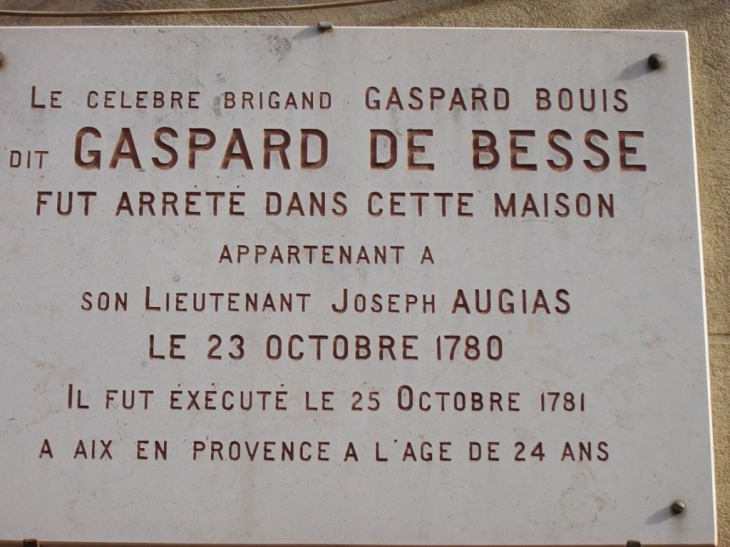 Sur le mur ,agrandissement de la plaque - La Valette-du-Var