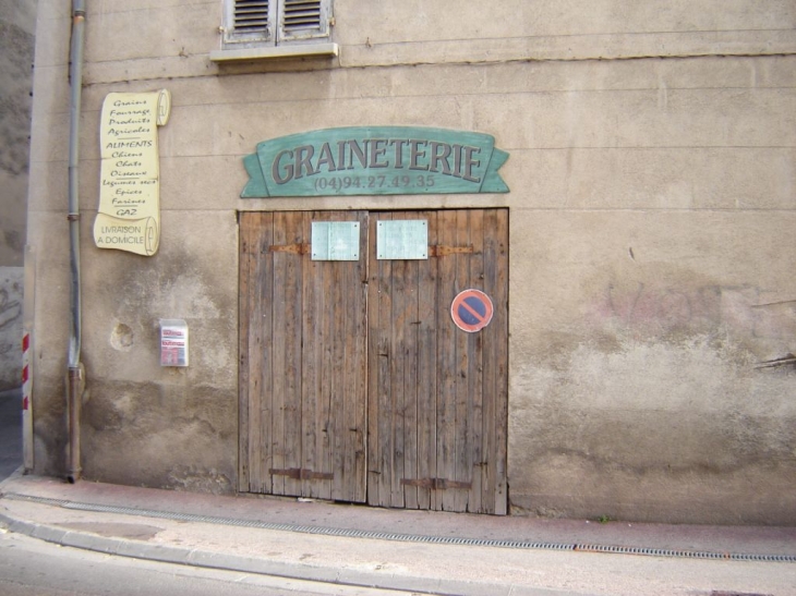 Une tres belle enseigne!! - La Valette-du-Var