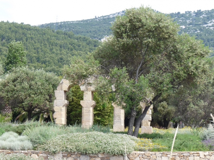 Le moulin à huile - La Valette-du-Var