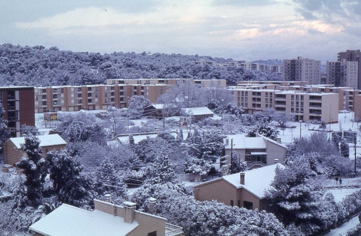 Sous la neige en janvier1985 - La Valette-du-Var