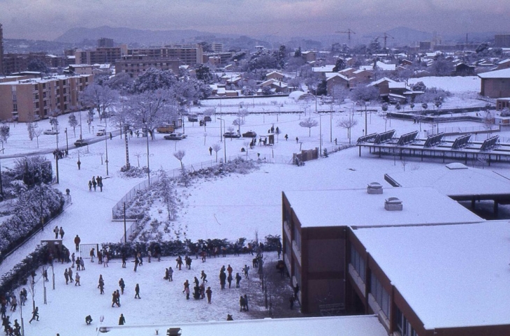 Sous la neige en janvier1985 - La Valette-du-Var