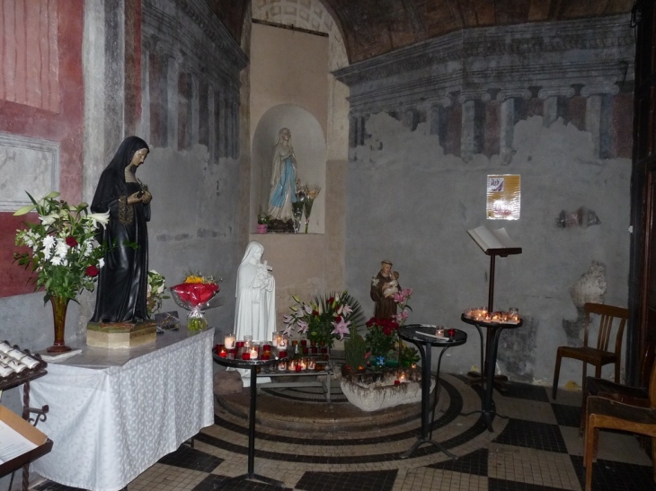 A l'intérieur de l'église Saint Jean - La Valette-du-Var