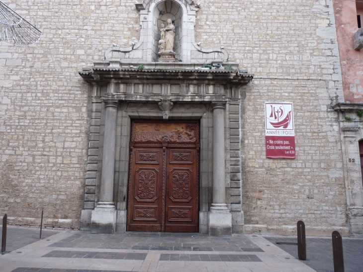 La porte de l'église,  - La Valette-du-Var