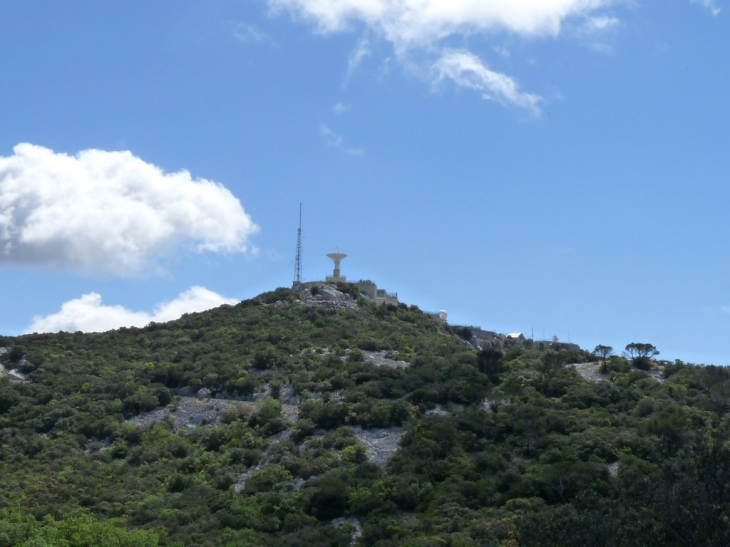 Le mont Coudon , 702 m - La Valette-du-Var