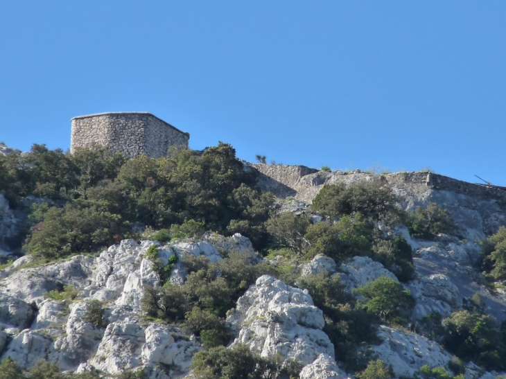 Le mont Coudon , 702 m - La Valette-du-Var