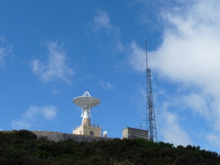 Le mont Coudon , 702 m - La Valette-du-Var