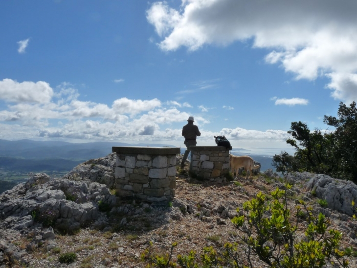 Le mont Coudon , 702 m - La Valette-du-Var