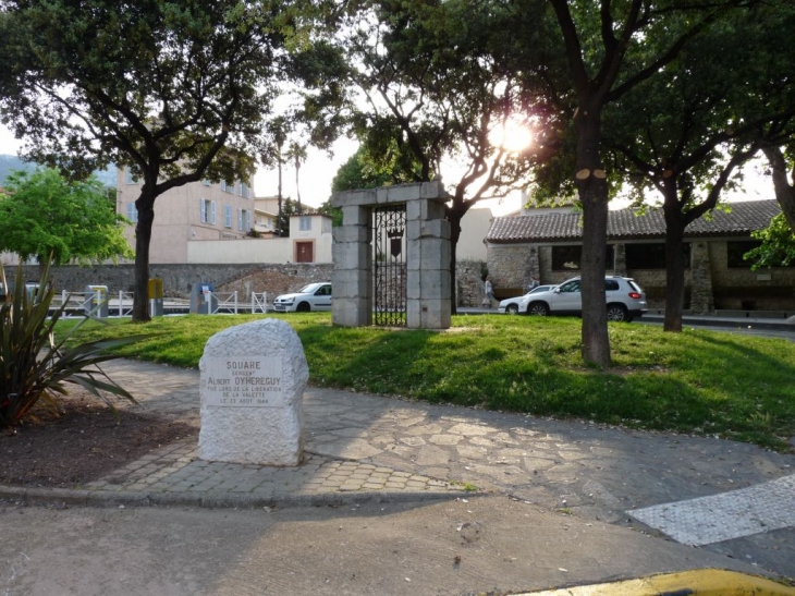 Square Albert Oyhéréguy - La Valette-du-Var