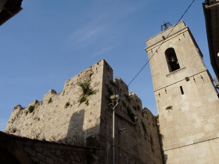 Le clocher de l'église - La Valette-du-Var