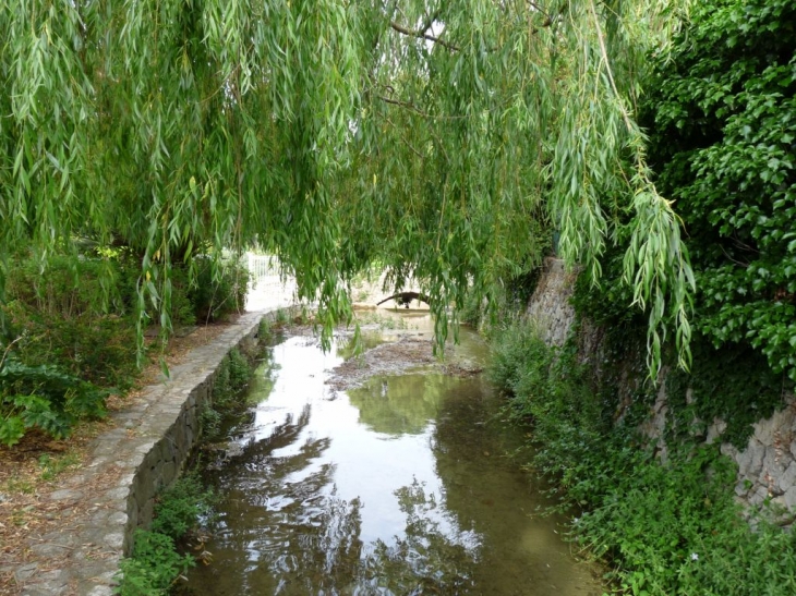 Dans le village , au fil de l'eau - La Valette-du-Var