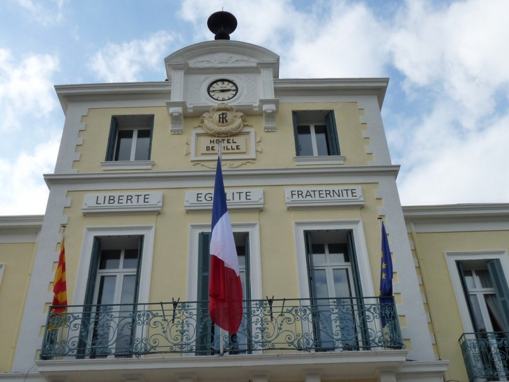 L'Hotel de ville - Le Beausset