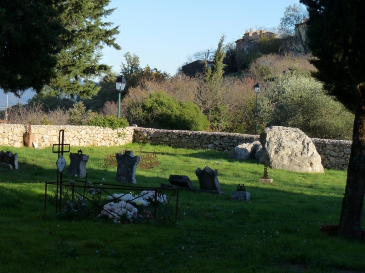 L'ancien cimetiere - Le Cannet-des-Maures