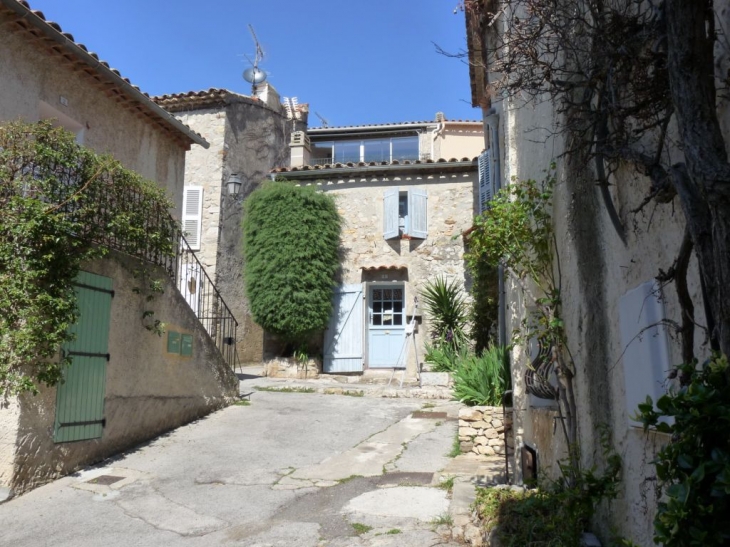 Dans le village - Le Castellet