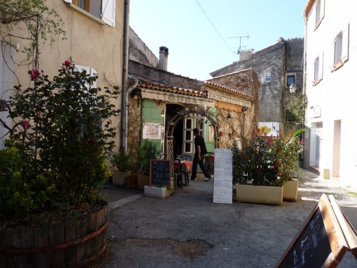 Dans le village - Le Castellet