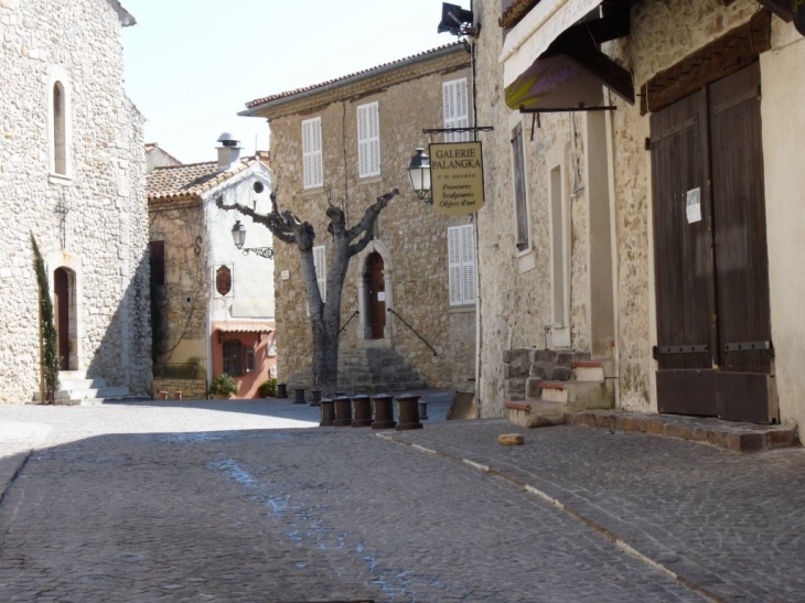 Dans le village - Le Castellet