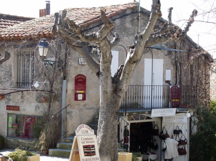 Dans le village - Le Castellet