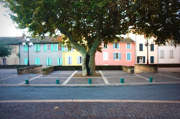 Place du Le Muy