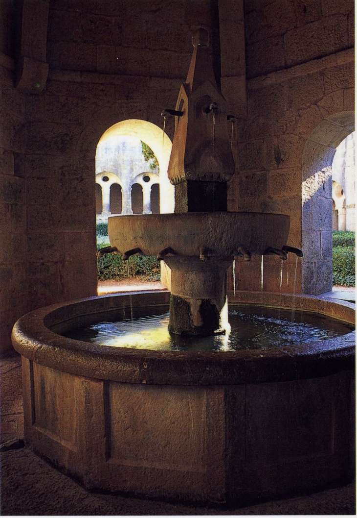 Abbaye du Thoronet - Le Lavabo 'carte postale de 1990 - Le Thoronet