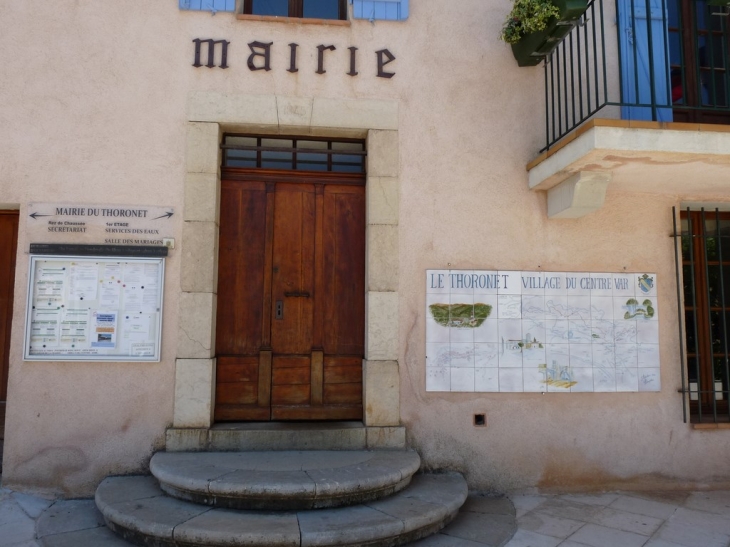 La mairie - Le Thoronet