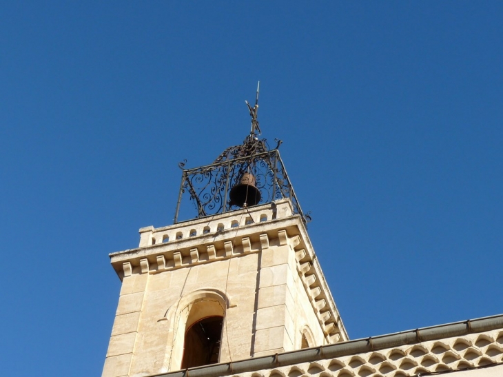L'église Saint Jean Baptiste - Les Mayons