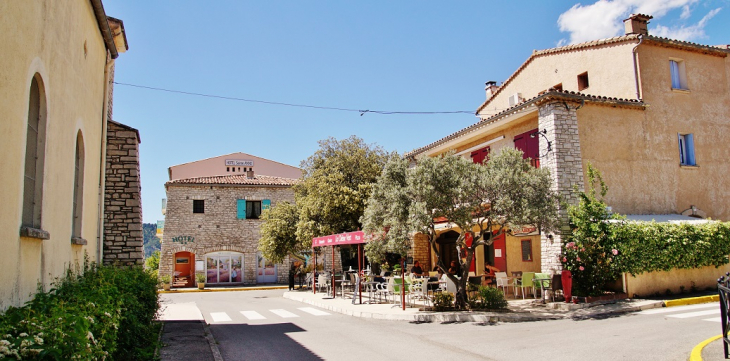 La Commune - Les Salles-sur-Verdon