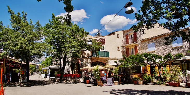 La Commune - Les Salles-sur-Verdon